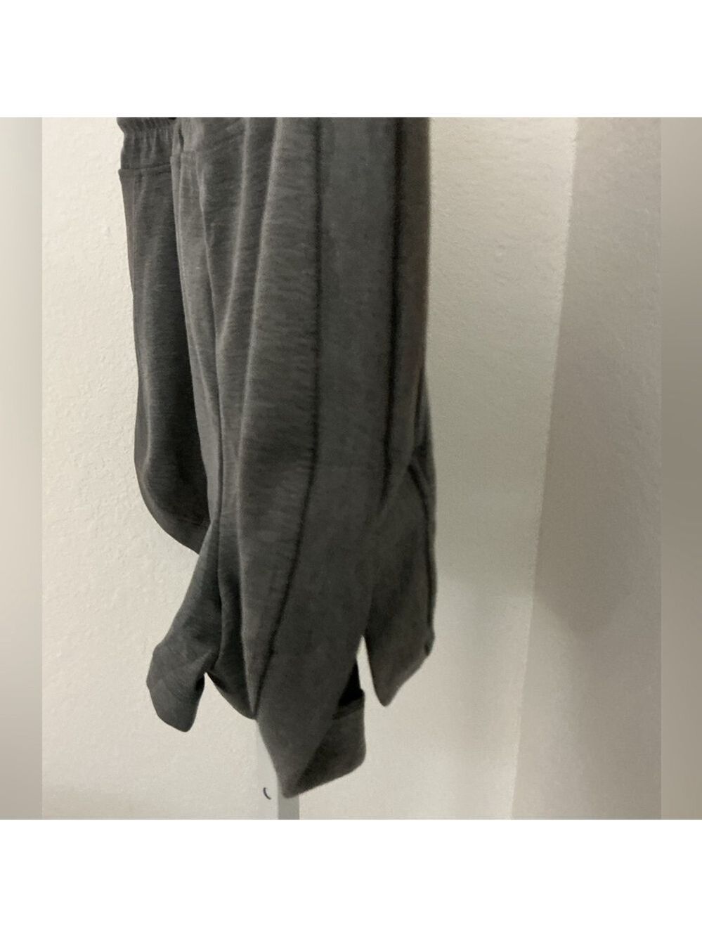 Beverly Hills Polo Club Women's XL Grey Sweat Shorts NWT - Picture 13 of 14